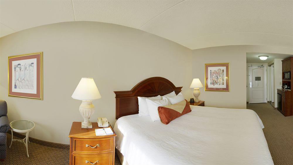 Hilton Garden Inn Auburn Riverwatch Dış mekan fotoğraf