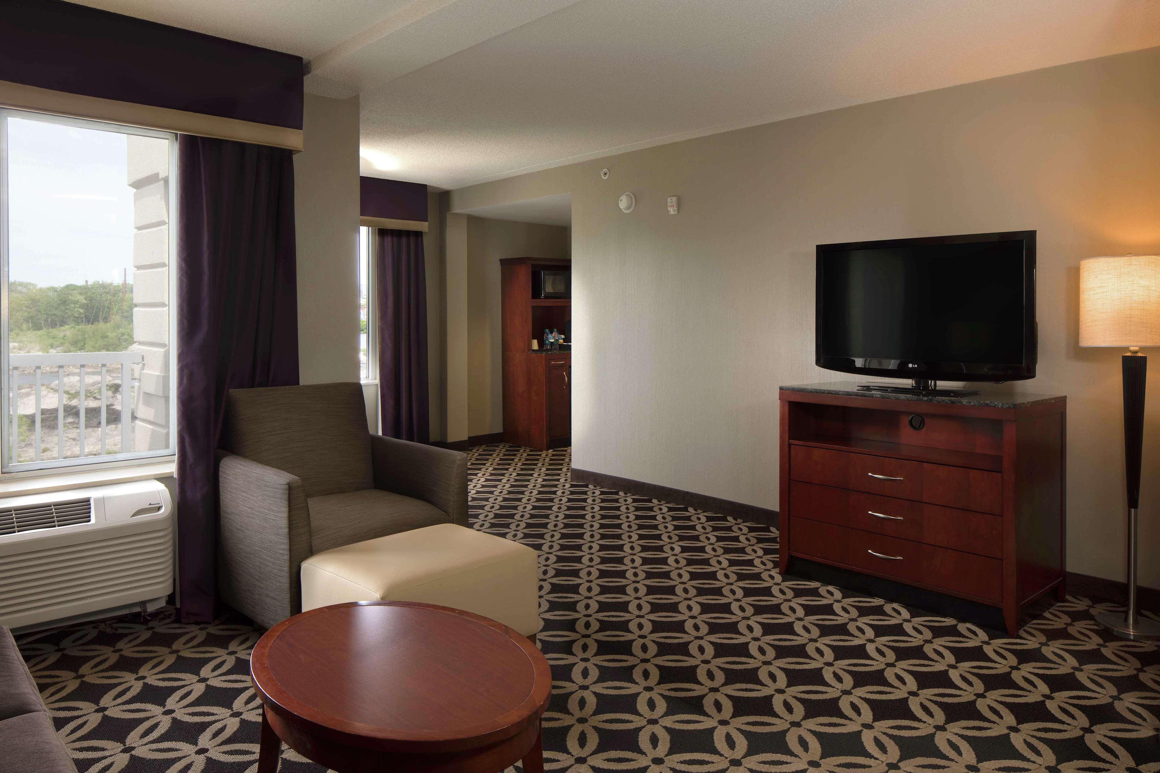 Hilton Garden Inn Auburn Riverwatch Dış mekan fotoğraf