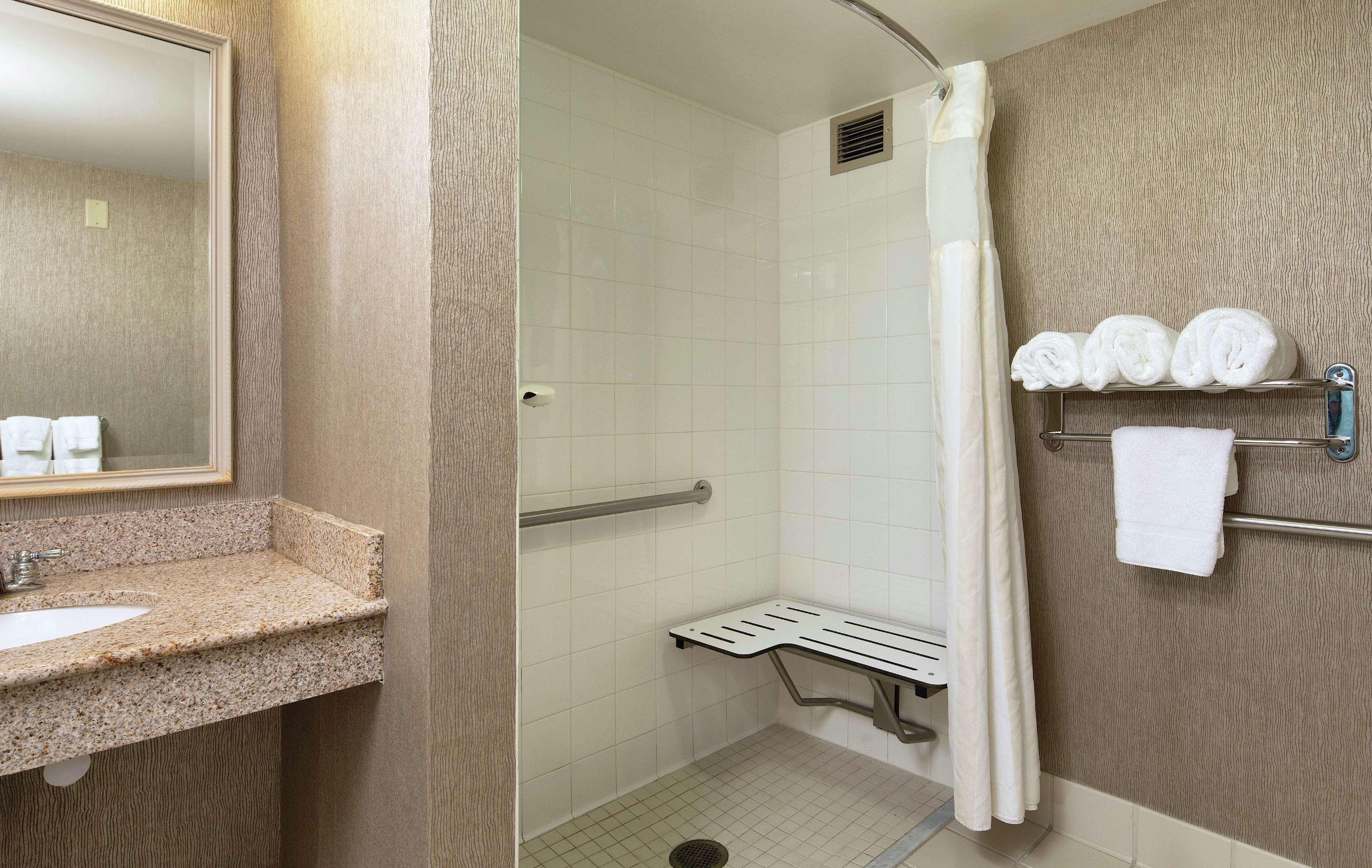 Hilton Garden Inn Auburn Riverwatch Dış mekan fotoğraf