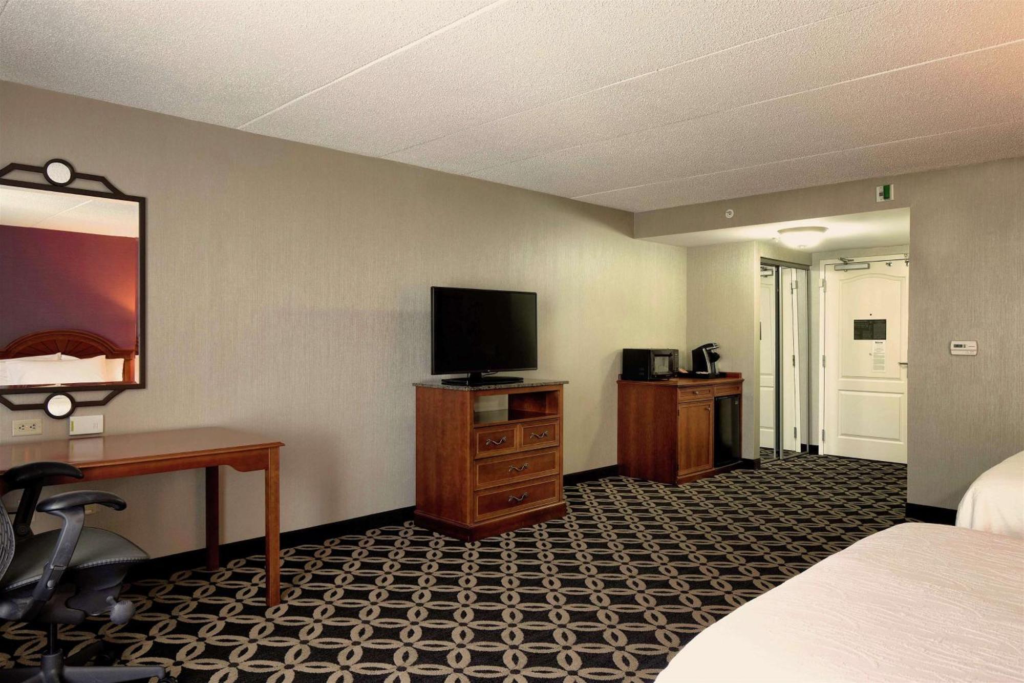 Hilton Garden Inn Auburn Riverwatch Dış mekan fotoğraf