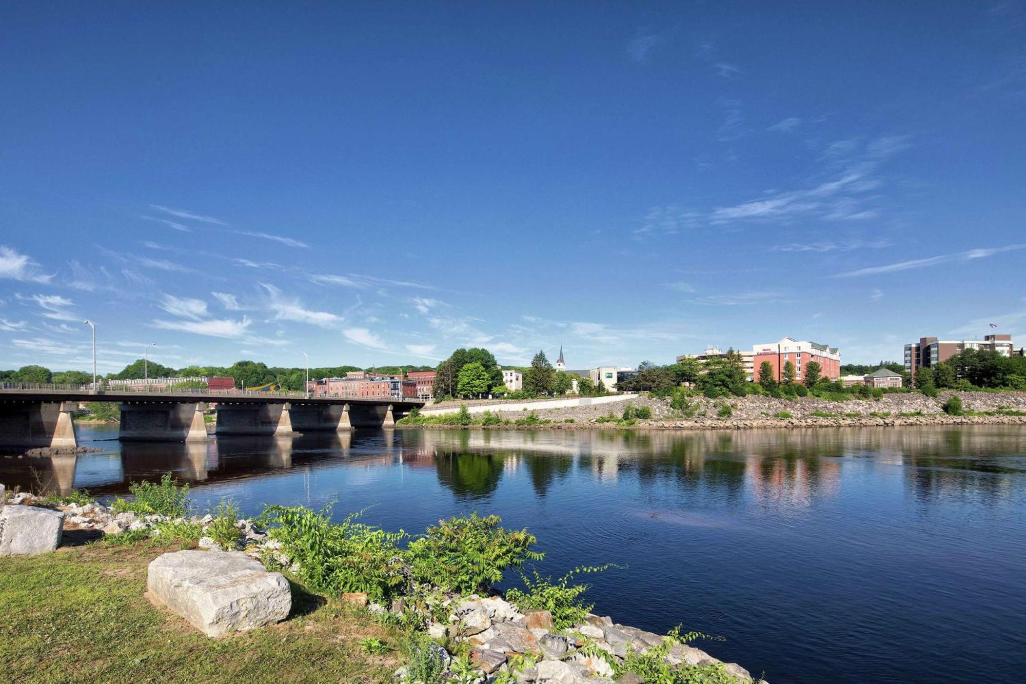 Hilton Garden Inn Auburn Riverwatch Dış mekan fotoğraf