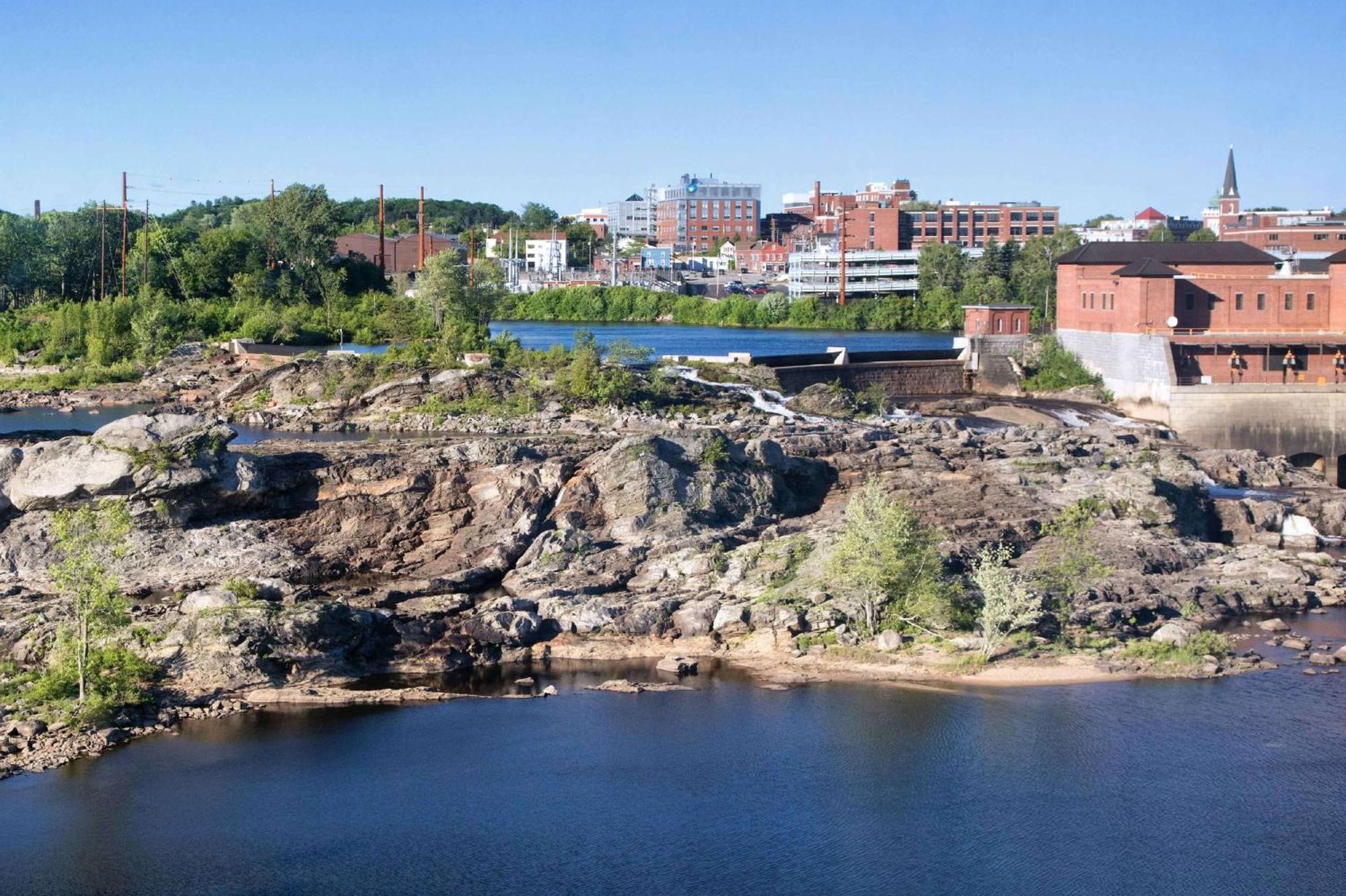 Hilton Garden Inn Auburn Riverwatch Dış mekan fotoğraf