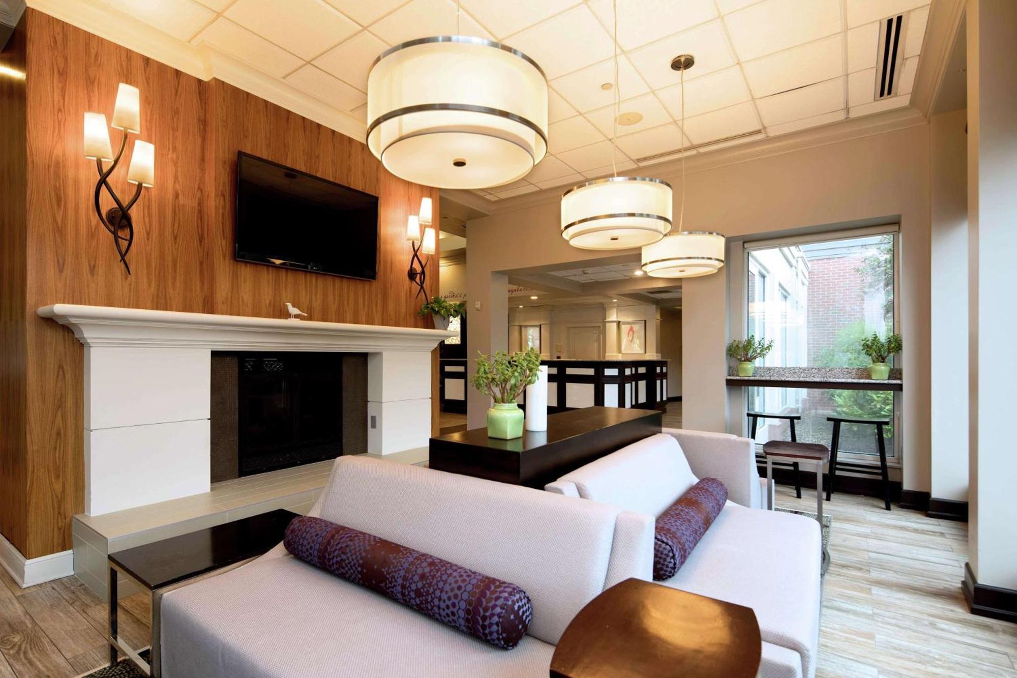 Hilton Garden Inn Auburn Riverwatch Dış mekan fotoğraf